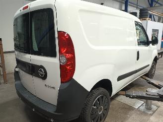 Opel Combo Combo Van 1.4 16V ecoFlex (A14FP(Euro 5)) [70kW]  (02-2012/12-2018) picture 3