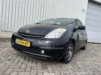 Damaged car Toyota Prius Prius (NHW20) Liftback 1.5 16V (1NZ-FXE) [82kW]  (09-2003/12-2009) 2008/2