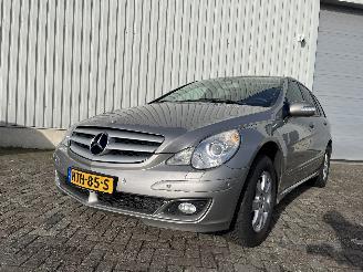 Damaged car Mercedes R-klasse R (W251) MPV 3.5 350 V6 24V 4-Matic (M272.967) [200kW]  (08-2005/12-20=
12) 2007/1