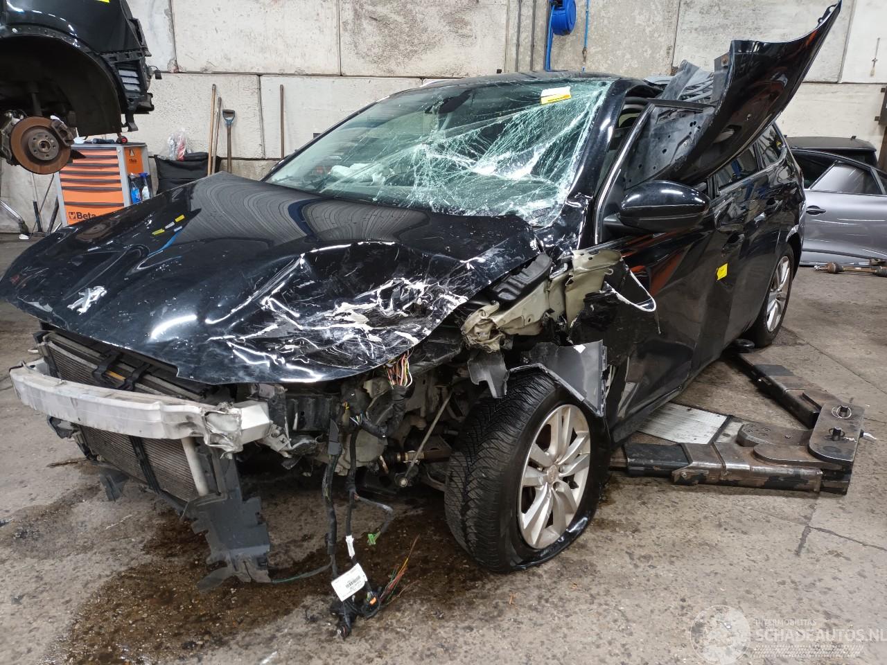 Peugeot 308 308 SW (L4/L9/LC/LJ/LR) Combi 5-drs 1.2 12V e-THP PureTech 130 (EB2DTS=
(HNY)) [96kW]  (03-2014/06-2021)