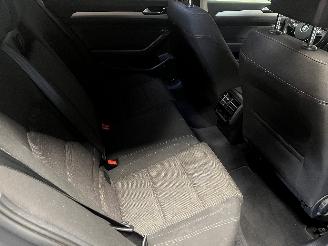 Volkswagen Passat Passat Variant (3G5) Combi 1.6 TDI 16V (DCXA) [88kW]  (08-2014/11-2020=
) picture 12