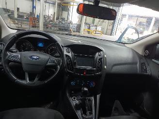 Ford Focus Focus 3 Wagon Combi 1.6 Ti-VCT 16V 105 (IQDB(Euro 5)) [77kW]  (07-2010=
/05-2018) picture 5