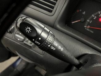 Toyota Corolla Corolla (E12) Hatchback 1.6 16V VVT-i (3ZZFE) [81kW]  (01-2002/12-2006=
) picture 17