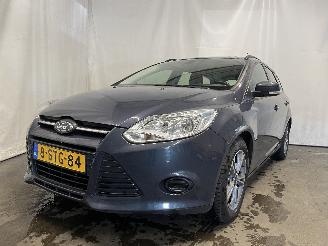 Damaged car Ford Focus Focus 3 Wagon Combi 1.0 Ti-VCT EcoBoost 12V 100 (M2DC) [74kW]  (02-201=
2/05-2018) 2013/11