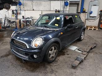 Salvage car Mini Mini Mini (R56) Hatchback 1.4 16V One (N12-B14A) [70kW]  (11-2006/03-2010) 2007/8