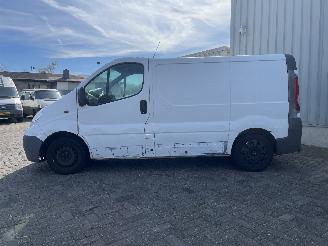 Opel Vivaro Vivaro Van 2.0 CDTI (M9R-782) [66kW]  (08-2006/07-2014) picture 3