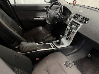 Volvo V-50 V50 (MW) Combi 1.6 D2 16V (D4162T) [84kW]  (01-2010/12-2012) picture 9