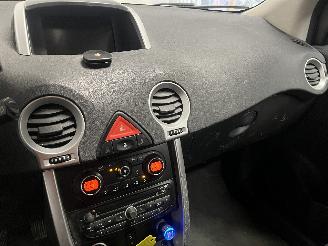 Renault Koleos Koleos I SUV 2.5 16V (2TR-703) [126kW]  (09-2008/06-2017) picture 17