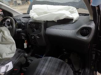 Peugeot 108 108 Hatchback 1.0 12V VVT-i (1KRFE(CFB)) [53kW]  (05-2018/...) picture 5