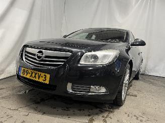 krockskadad bil auto Opel Insignia Insignia Hatchback 5-drs 2.0 CDTI 16V 130 Ecotec (A20DTJ(Euro 5)) [96k=
W]  (07-2008/03-2017) 2012/9