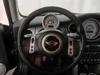 Mini Mini Mini (R50/53) Hatchback 1.6 16V Cooper (W10-B16A) [85kW]  (06-2001/09-=
2006) picture 13
