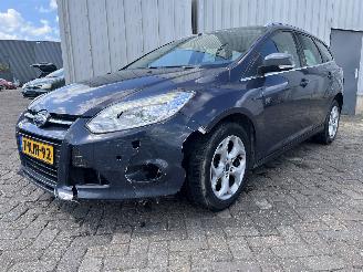 Ford Focus Focus 3 Wagon Combi 1.6 TDCi ECOnetic (NGDB) [77kW]  (05-2012/05-2018)= picture 3