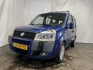 Voiture accidenté Fiat Doblo Doblo (223A/119) MPV 1.4 (350.A.1000) [57kW]  (10-2005/12-2010) 2006/4