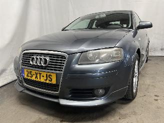 krockskadad bil auto Audi A3 A3 (8P1) Hatchback 3-drs 1.9 TDI (BLS) [77kW]  (05-2003/05-2010) 2007/9