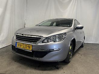 Unfallwagen Peugeot 308 308 SW (L4/L9/LC/LJ/LR) Combi 5-drs 1.6 BlueHDi 120 (DV6FC(BHZ)) [88kW=
]  (03-2014/12-2021) 2015/12