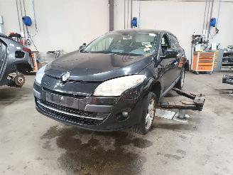 Vrakbiler auto Renault Mégane Megane III Berline (BZ) Hatchback 5-drs 1.4 16V TCe 130 (H4J-700(H4J-A=
7)) [96kW]  (04-2009/02-2016) 2010/2