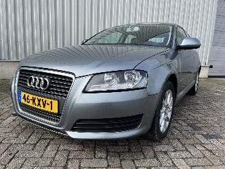 Damaged car Audi A3 A3 (8P1) Hatchback 3-drs 1.6 TDI 16V (CAYC) [77kW]  (05-2009/08-2012) 2010/3