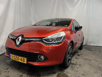 Auto incidentate Renault Clio Clio IV (5R) Hatchback 5-drs 0.9 Energy TCE 90 12V (H4B-400(H4B-A4)) [=
66kW]  (11-2012/08-2021) 2014/1