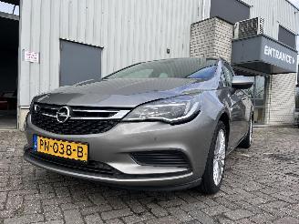 Auto incidentate Opel Astra Astra K Hatchback 5-drs 1.0 Turbo 12V (B10XFT(Euro 6)) [77kW]  (10-201=
5/12-2022) 2017/7