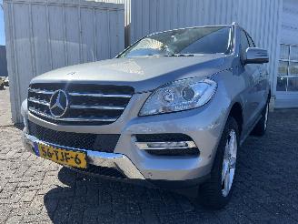 skadebil auto Mercedes ML ML III (166) SUV 2.1 ML-250 CDI 16V BlueTEC 4-Matic (OM651.960) [150kW=
]  (06-2011/12-2015) 2012/2