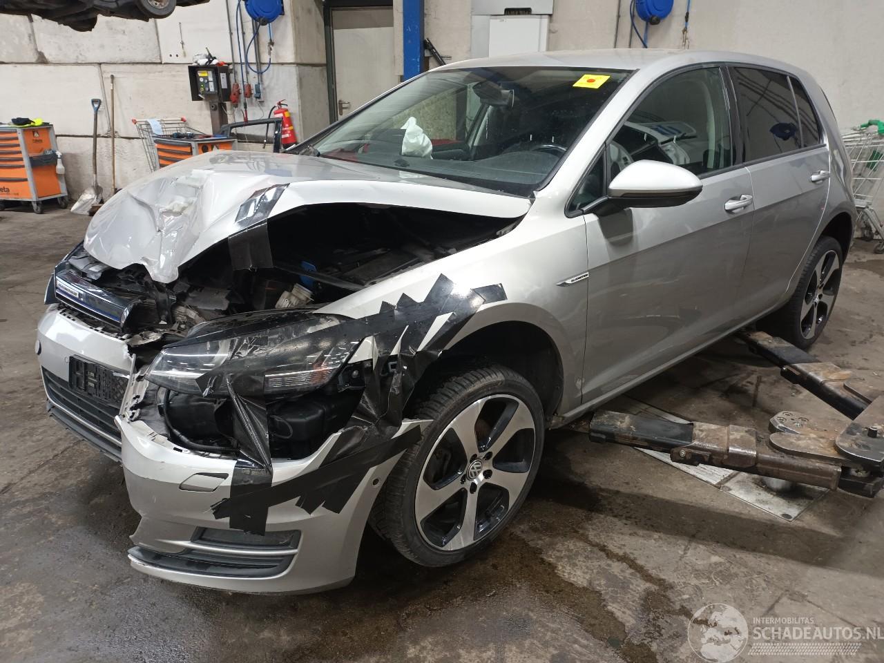 Volkswagen Golf Golf VII (AUA) Hatchback 1.6 TDI BlueMotion 16V (CRKB) [81kW]  (01-201=
3/03-2020)
