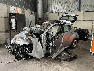 Sloopauto Mazda  2 Hybrid Hatchback 1.5 12V (M15A-FXE) [85kW]  (03-2022/...) 2025/11