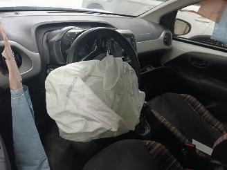 Citroën C1 C1 Hatchback 1.0 Vti 68 12V (1KR-FE(CFB)) [51kW]  (04-2014/04-2018) picture 5