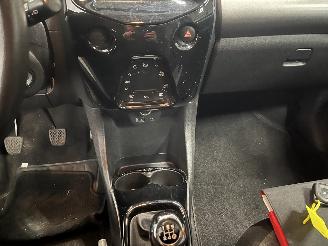 Citroën C1 C1 Hatchback 1.0 Vti 68 12V (1KR-FE(CFB)) [51kW]  (04-2014/04-2018) picture 26
