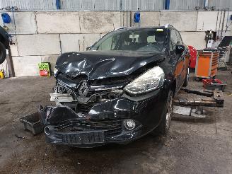 Uttjänta bilar auto Renault Clio Clio IV Estate/Grandtour (7R) Combi 5-drs 0.9 Energy TCE 90 12V (H4B-4=
00(H4B-A4)) [66kW]  (01-2013/08-2021) 2014/3