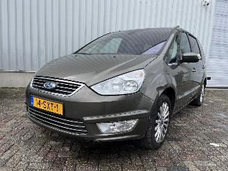 krockskadad bil auto Ford Galaxy Galaxy (WA6) MPV 2.0 16V (A0WB(Euro 5)) [107kW]  (05-2006/06-2015) 2012/1