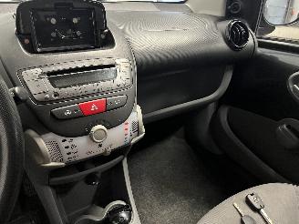 Citroën C1 C1 Hatchback 1.0 12V (384F(CFA)) [50kW]  (06-2005/09-2014) picture 14