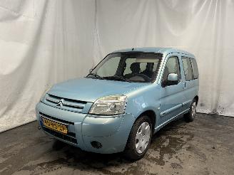 Voiture accidenté Citroën Berlingo Berlingo Cinqspace, Multispace MPV 1.6 16V (TU5JP4(NFU)) [80kW]  (10-2=
000/12-2011) 2005/8