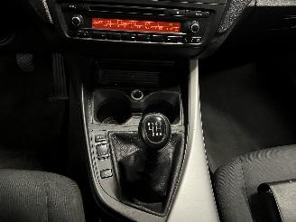 BMW 1-serie 1 serie (F20) Hatchback 5-drs 114i 1.6 16V (N13-B16A) [75kW]  (07-2012=
/02-2015) picture 16