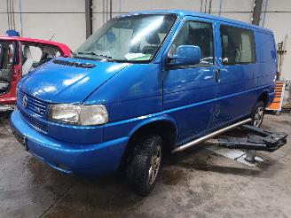 Salvage car Volkswagen Transporter Transporter/Caravelle T4 Bus 2.5 TDI (AJT) [65kW]  (05-1998/04-2003) 2000/5