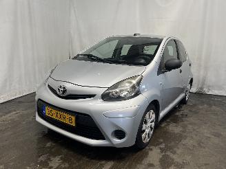Schadeauto Toyota Aygo Aygo (B10) Hatchback 1.0 12V VVT-i (1KR-FE) [50kW]  (07-2005/05-2014) 2012/9