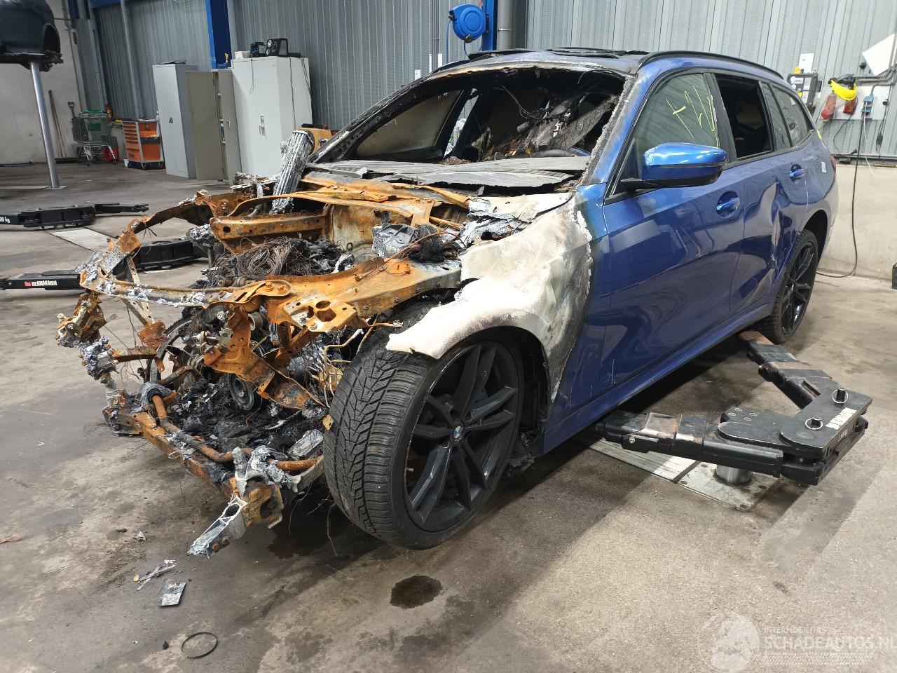 BMW 3-serie 3 serie Touring (G21) Combi 320d 2.0 TwinPower Turbo 16V (B47-D20B) [1=
40kW]  (07-2019/02-2020)