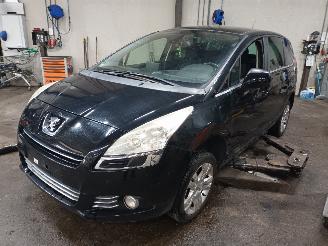 Salvage car Peugeot 5008 5008 I (0A/0E) MPV 1.6 VTI 16V (EP6C(5FS)) [88kW]  (09-2009/03-2017) 2011/10