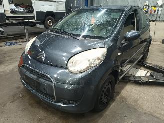 Salvage car Citroën C1 C1 Hatchback 1.0 12V (384F(CFA)) [50kW]  (06-2005/09-2014) 2010/1