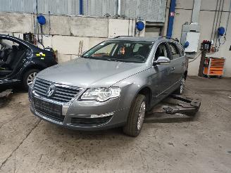 Démontage voiture Volkswagen Passat Passat Variant (3C5) Combi 2.0 TDI 16V 140 (BKP) [103kW]  (08-2005/11-=
2010) 2006/11
