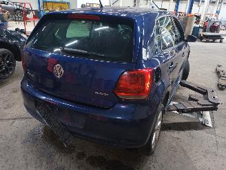 Volkswagen Polo Polo V (6R) Hatchback 1.2 TDI 12V BlueMotion (CFWA(Euro 5)) [55kW]  (1=
0-2009/05-2014) picture 3