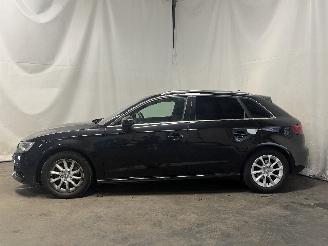 Audi A3 A3 Sportback (8VA/8VF) Hatchback 5-drs 1.6 TDI Ultra 16V (CRKB(Euro 5)=
) [81kW]  (09-2013/10-2020) picture 4