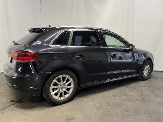 Audi A3 A3 Sportback (8VA/8VF) Hatchback 5-drs 1.6 TDI Ultra 16V (CRKB(Euro 5)=
) [81kW]  (09-2013/10-2020) picture 6