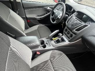 Ford Focus Focus 3 Wagon Combi 1.0 Ti-VCT EcoBoost 12V 125 (M1DC) [92kW]  (02-201=
2/05-2018) picture 9