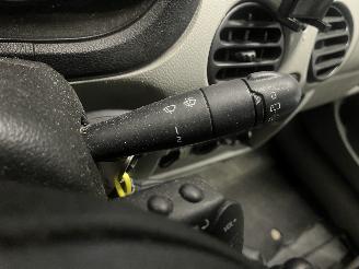 Renault Kangoo Kangoo (KC) MPV 1.2 16V (D4F-730(Euro 4)) [55kW]  (06-2001/01-2008) picture 15