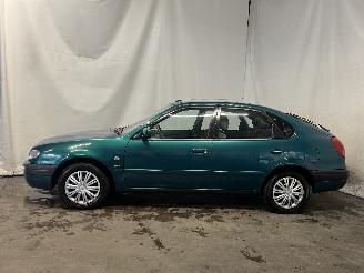 Toyota Corolla Corolla (EB/ZZ/WZ/CD) Liftback 1.6 16V VVT-i (3ZZFE) [81kW]  (02-2000/=
01-2002) picture 4