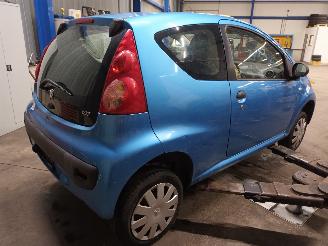 Peugeot 107 107 Hatchback 1.0 12V (384F(1KR)) [50kW]  (06-2005/05-2014) picture 3