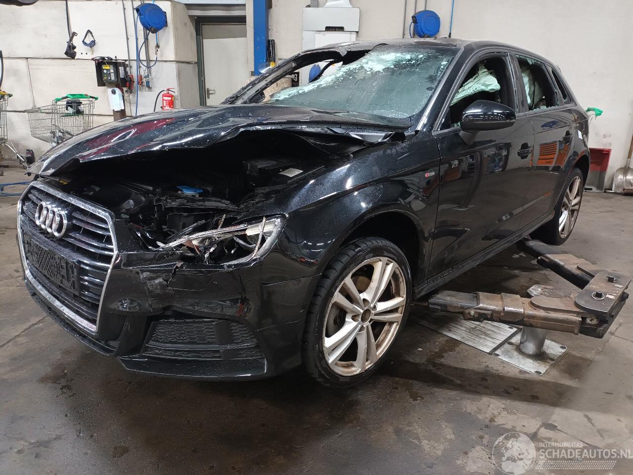 Audi A3 A3 Sportback (8VA/8VF) Hatchback 5-drs 1.6 TDI Ultra 16V (CXXB) [81kW]=
  (09-2013/10-2020)