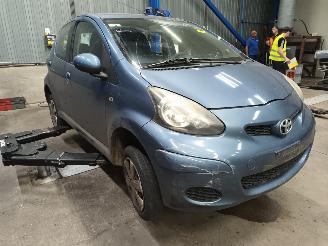 Toyota Aygo Aygo (B10) Hatchback 1.0 12V VVT-i (1KR-FE) [50kW]  (07-2005/05-2014) picture 2