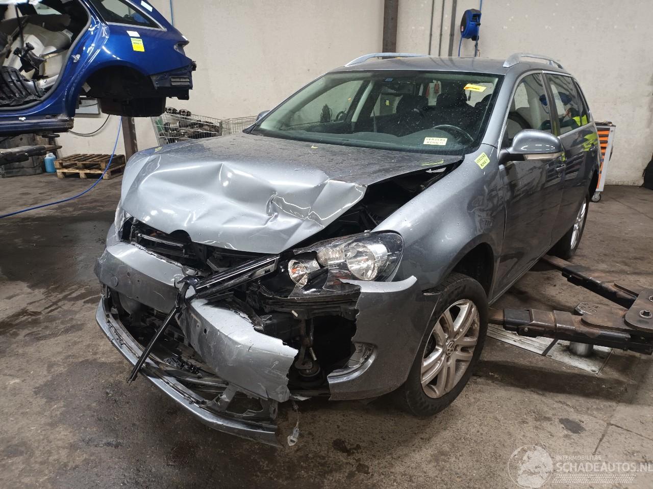 Volkswagen Golf Golf VI Variant (AJ5/1KA) Combi 1.4 TSI 122 16V (CAXA(Euro 5)) [90kW] =
 (07-2009/07-2013)