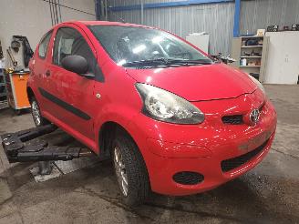 Toyota Aygo Aygo (B10) Hatchback 1.0 12V VVT-i (1KR-FE) [50kW]  (07-2005/05-2014) picture 2